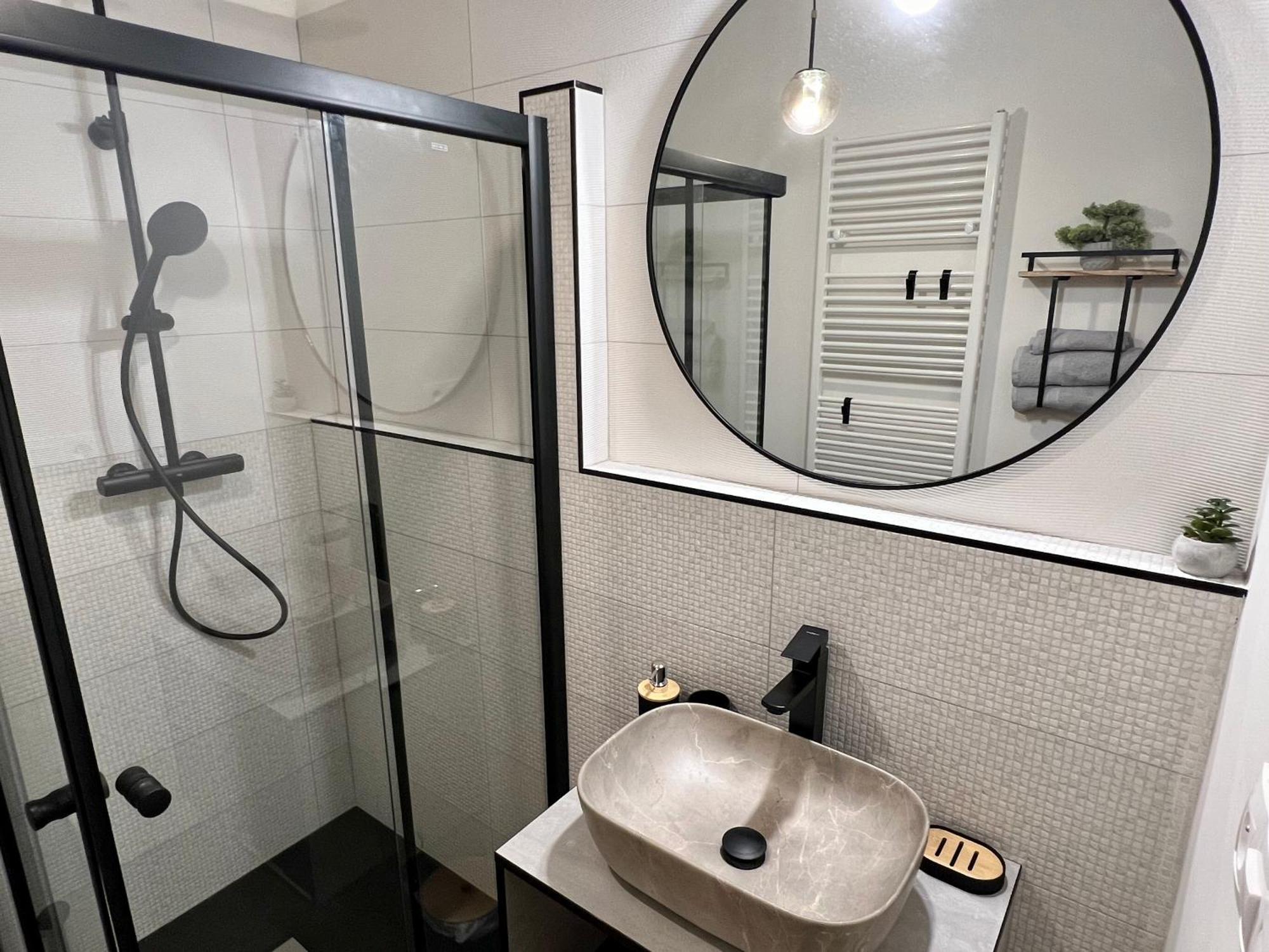 Stylovy Apartman City Banska Bystrica Ngoại thất bức ảnh